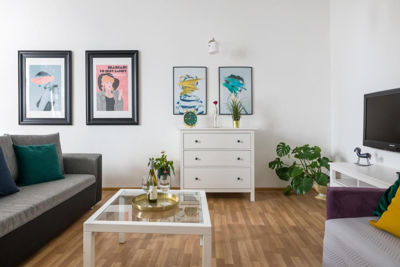 Discover Krakow Apartments - 3 Rakowicka St - Classic Apartments Near Main Station - Netflix Kültér fotó